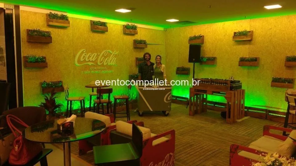 SAMPLING COCA-COLA STÉVIA – SHOPPING VOGUE SQUARE